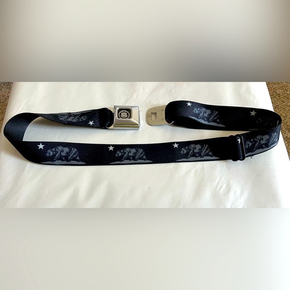 Buckle-Down Adjustable Belt USA California Republic Bear with Cadillac Buckle - Picture 1 of 10
